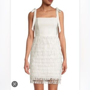 TAGS ON Aidan Mattox White Fringe Cocktail Dress